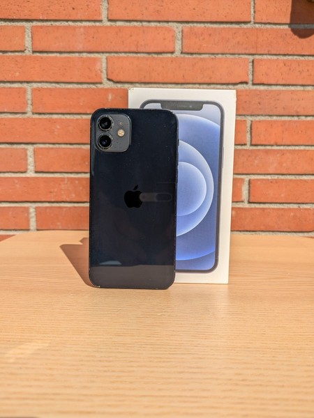 Apple iPhone 12 - 128GB - Negro (Desbloqueado) - Muy Buen Estado