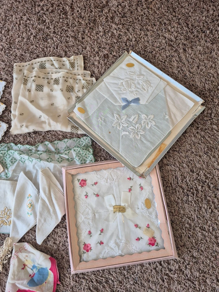 Hankies носовые платки винтажный лот 25 вышитый крючком края Swiss новый без ЯРЛЫКОВ 682 - Изображение 4 из 4