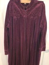 Cabernet Robe Women s Large Velvet Velour Zip House Coat Purple Pockets Vintage