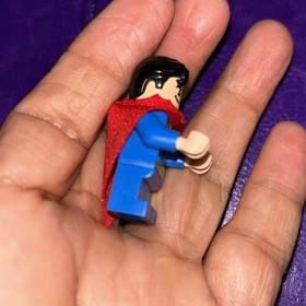 Lego DC Super Heroes Superman Minifigure 76068 Mighty Micros