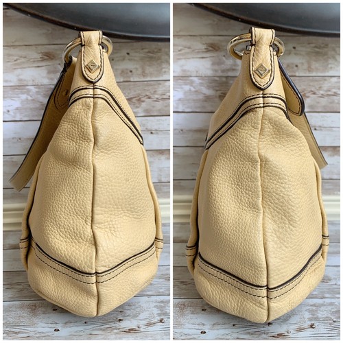 Auténtico Bolso de Hombro MCM Amarillo Pálido Cuero Guijarro Tachonado Logo Motivos - Imagen 6 de 13