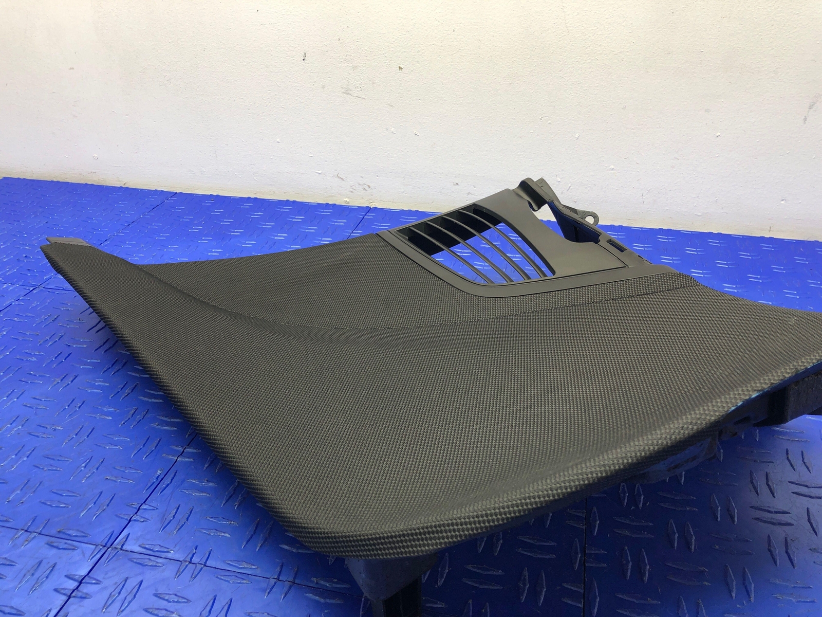 2014-2020 BMW I8 REAR RIGHT INTERIOR INNER QUARTER TRIM PANEL BLACK 5143-7335812