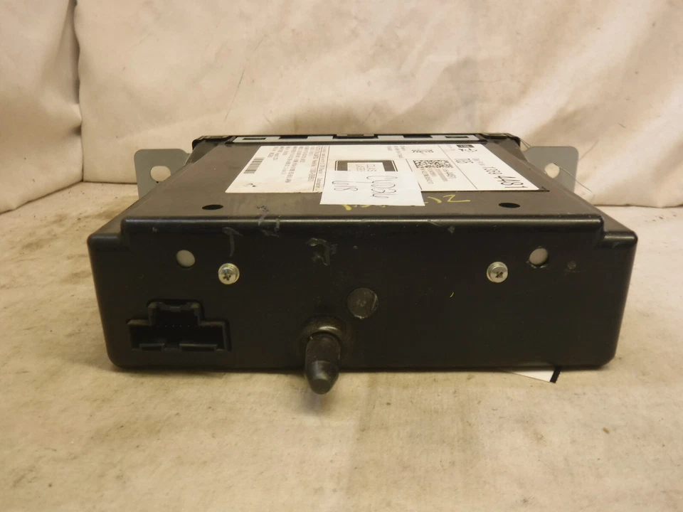 Chevrolet Suburban GMC Yukon TG5 2015 15 reproductor de CD 13594481 CYD26 Foto 4 de 4