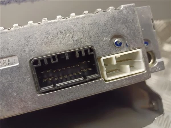 RADIO Suzuki Swift (ZA/ZC/ZD1/2/3/9) Hatchback 1.3 D 16V (D13A) 2008 3910162J0 - Imagen 2 de 2