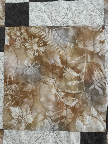 Copper to Pewter Fall Foliage Queen Quilt Set 90" x 92" - Picture 3 of 16
