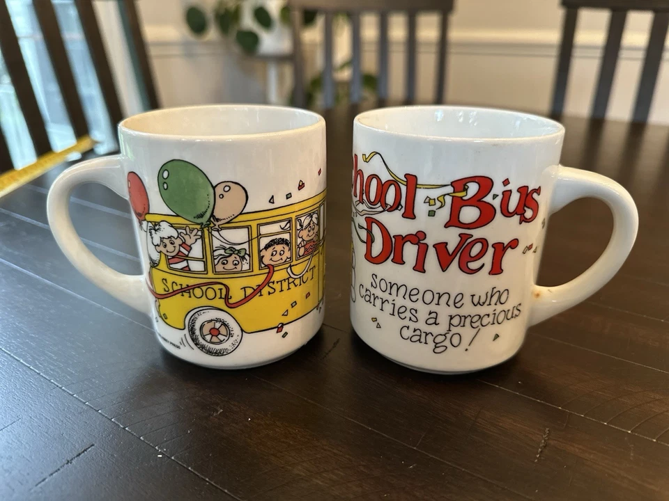 Lote de 2 tazas de té de café de colección para conductor de autobús escolar Foto 2 de 4