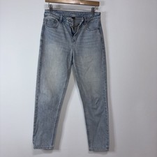 American Eagle Mom Jean High Rise Light Wash Straight Leg Denim Size 4 Womens