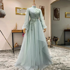 Elegant Muslim Wedding Dresses Pleats A-Line Mint Tulle Long Sleeves Bridal Gown