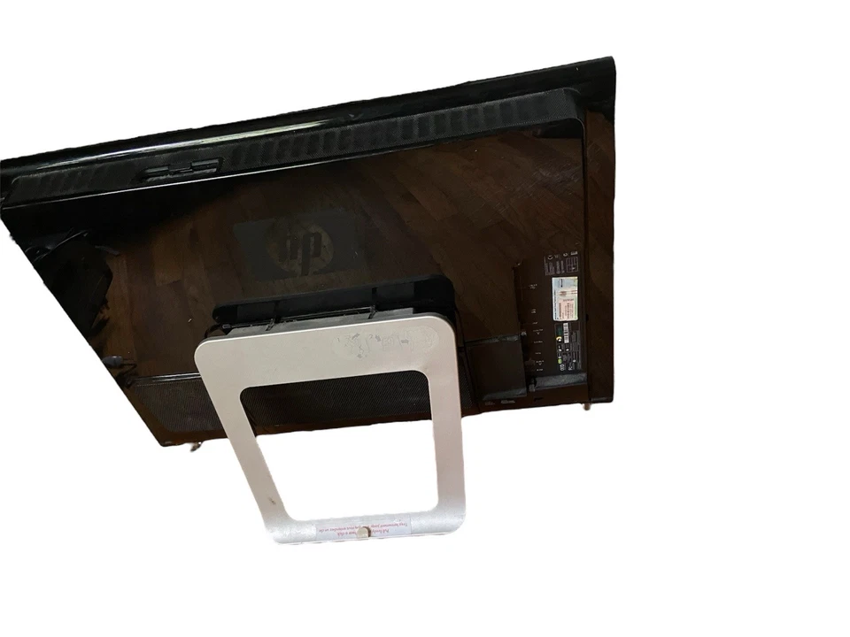 PC de escritorio HP Touchsmart IQ804T (leer descripción) Foto 2 de 4