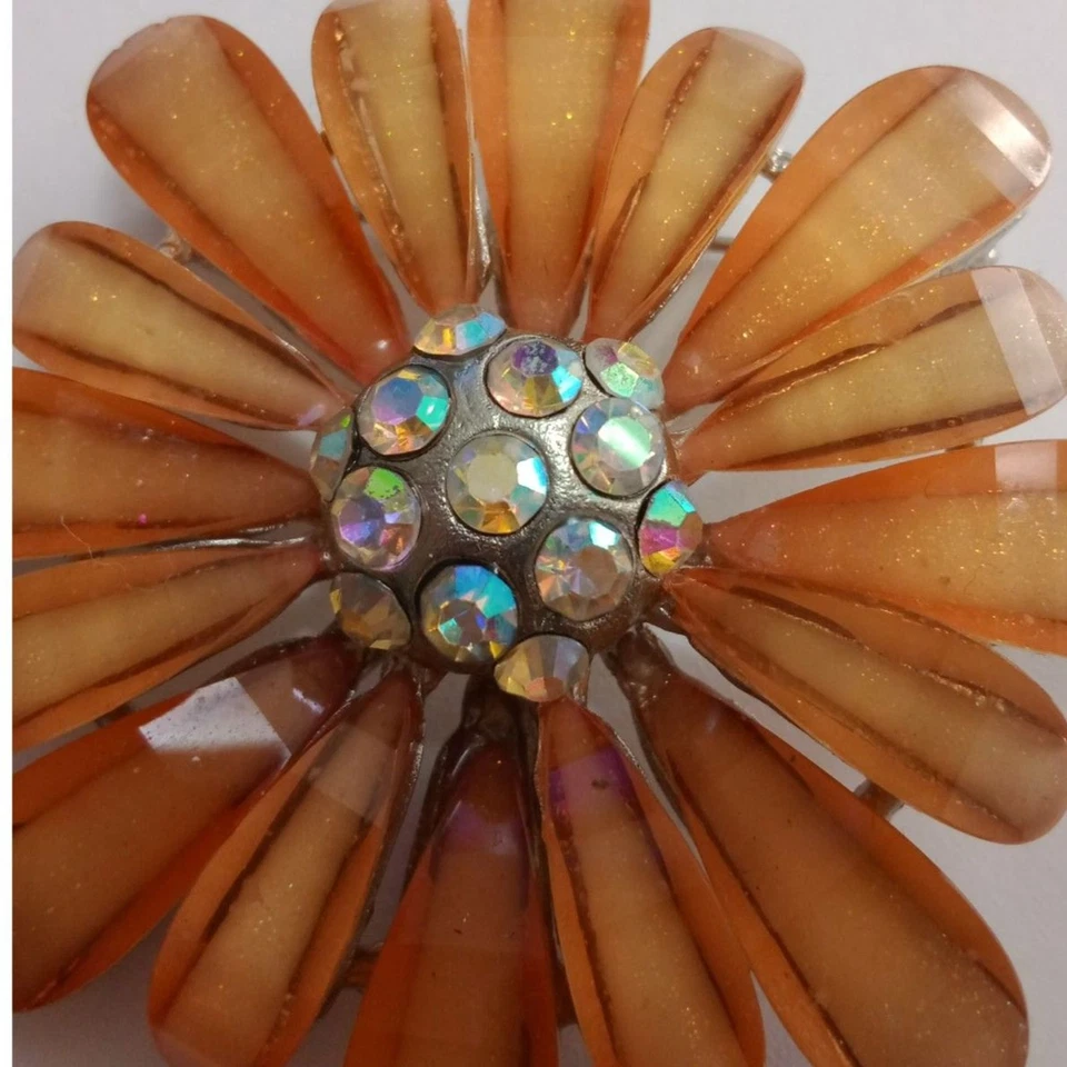 Vintage Robert Rose Flower Rhinestone Brooch Pin Aurora Borealis - Image 4 of 4