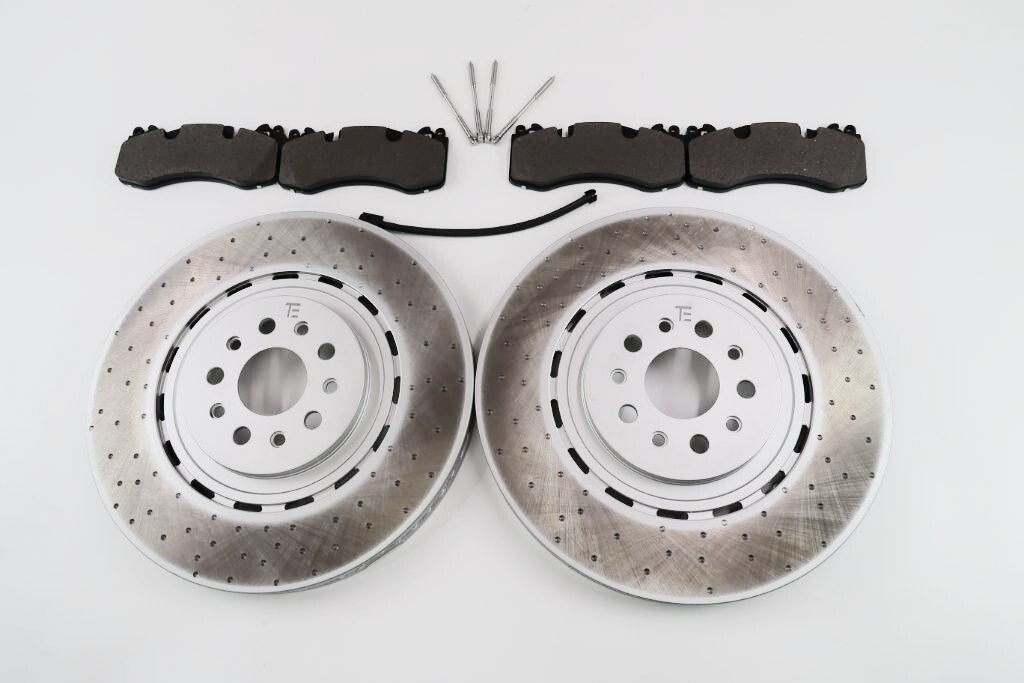 Maserati Levante S Trofeo front brake pads & dimpled rotors TopEuro #1565