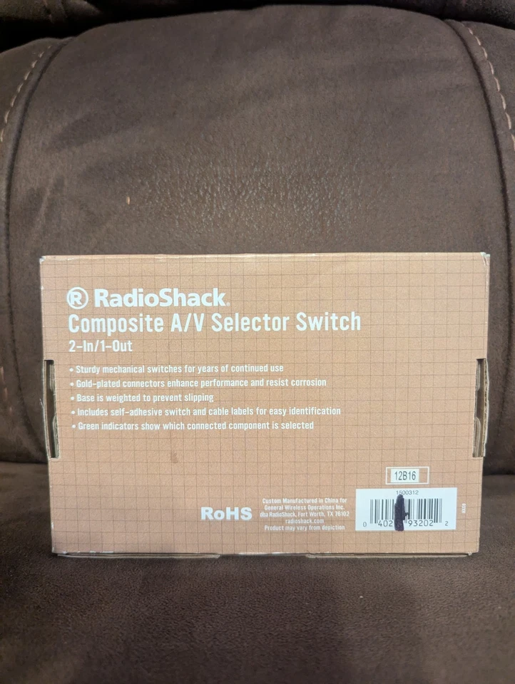 RadioShack 2 In 1 Out Composite A/V Selector Switch New In Box Comes With Labels - Image 2 of 4