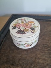 Vintage SADLER ENGLAND Porcelain Round Floral Rose Powder Trinket Dresser Box