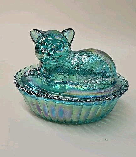 Westmoreland / Rosso - Cat Kitten on Nest - Iridescent Teal Carnival Glass