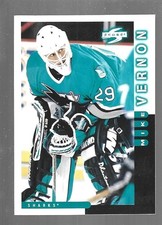 1997-98 Score NHL Hockey Mike Vernon #4 EXC
