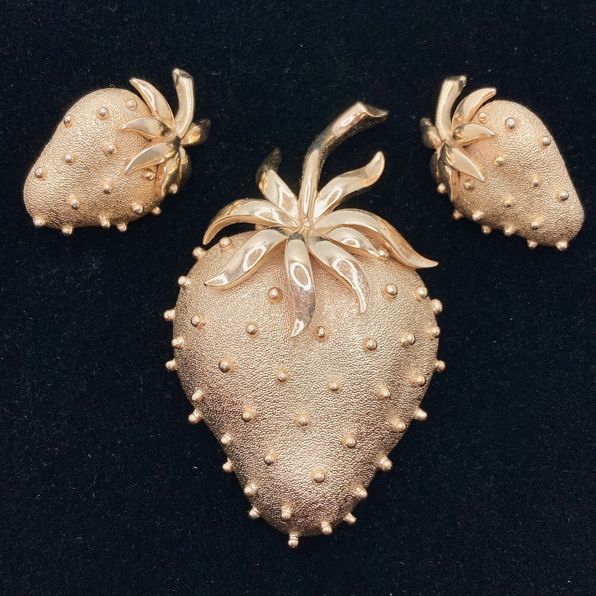 Rare trifari jewelry deals