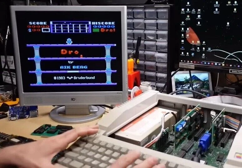 Apple II V2 ANALOG VGA & Z80 PCPI Applicard Softcard PicoPal IIe as seen online! - Image 2 of 4