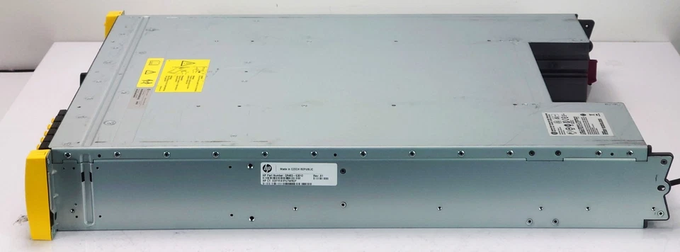 HP 3PAR StoreServ 7400 2U 24x Bay SFF 2,5'' Storage 2xPSU 6xBlanks no Controller - Bild 2 von 4