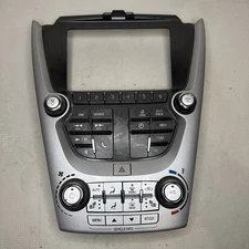 2016 to 2017 Chevrolet Equinox Radio Info Temperature Control Panel T6298 DG