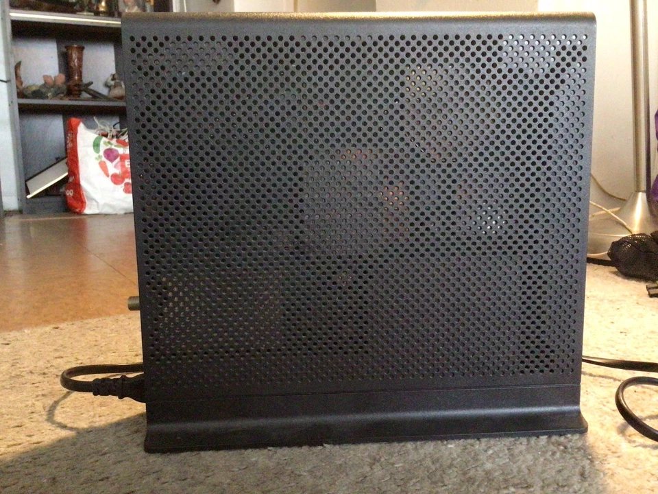 Technicolor TC8715D WiFI Cable Modem with built in router - Image 2 of 4