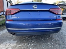 2016-19 Volkswagen Passat Rear Bumper Cover No Good Blue Pc0a0a 66k Sport 50933 2016-19 Volkswagen Passat Rear Bumper Cover No Good Blue Pc0a0a 66k Sport 50933