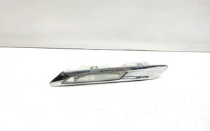 BMW 5 Touring F11 Kotflügelblinker vorne rechts 7154168 3.00 Diesel 33635331