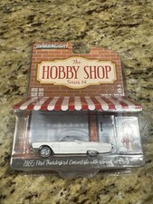 Greenlight 1965 Ford Thunderbird Convertible 1:64 Scale W/ Woman In Dress 97140B