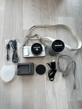 OLYMPUS PEN E PL9 digital camera