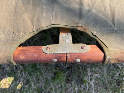 Army(アメリカ陸軍)の木製 折りたたみ式 木製ベッド Vintage U.S. Military Wooden Frame Green Canvas Collapsible