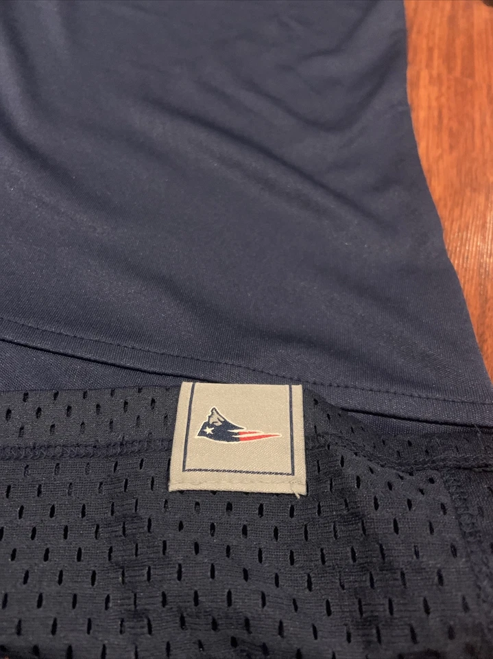 Футболка женская Fanatics New England Patriots темно-синяя NFL Draft Me размер S - Изображение 4 из 4