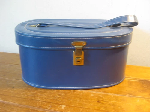Vintage Australian LISABETH Blue Beauty Case (1960s) Made Sydney - Picture 13 of 14