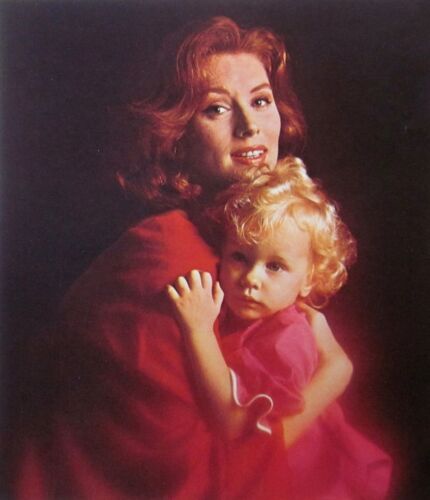 SUZY PARKER model clipping 1960s color photo w/ daughter Revlon model Interns - Picture 1 of 1