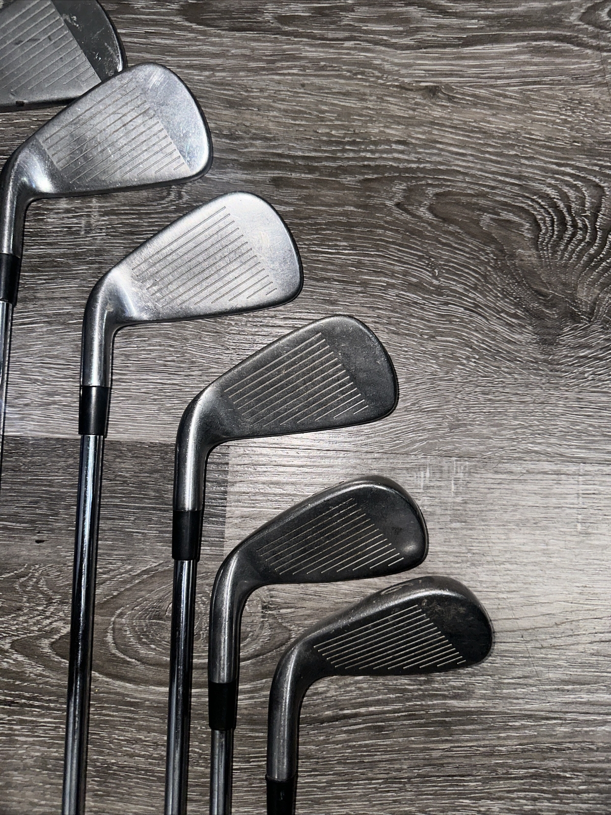 Titleist Ap1 710 iron set 3-9 RH 