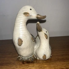 Tii Collections Sleeping Baby Ducks Geese Folk Art Rustic Farmhouse D6006