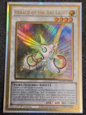 Herald of the Arc Light - MAGO-EN028 - 1st Edition - Gold Rate - NM
