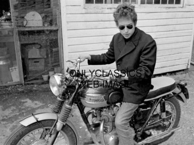1966 BOB DYLAN-SUNGLASSES RIDES TRIUMPH MOTORCYCLE 8X10 PHOTO ICONIC FOLK SINGER