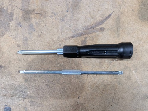Audi A4 B9 2016-2024 emergency tool kit with - Picture 9 of 11