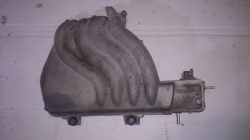 Opel Astra F CC 1.6 GL (3) Ansaugkrümmer Ansaugbrücke Krümmer 90528258