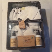 Tuscan Hills Vanilla Almond Bath  Body Gift Set With Bath Robe