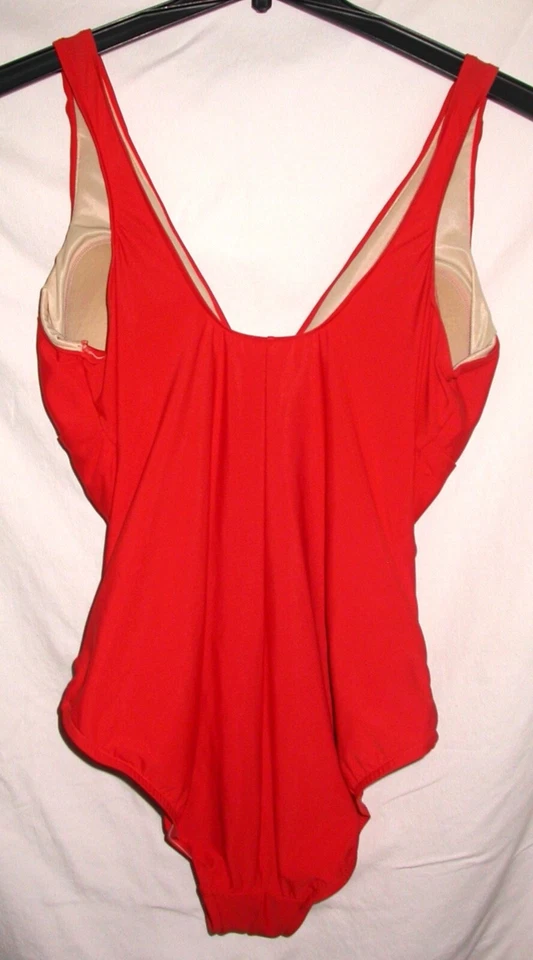 Traje de baño Resort talla 18 International Concepts una pieza naranja con volantes, sujetador Foto 3 de 4