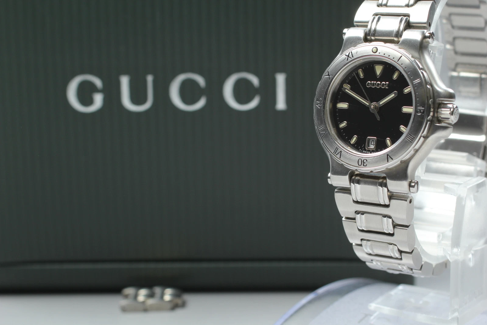 [N COMME NEUF/wBOX] GUCCI 9700L cadran noir suisse Qz 10 ATM montre pour femme du JAPON X796
