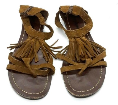 minnetonka sandals clearance