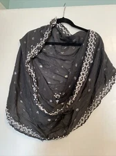 AMERICAN EAGLE GEOMETRIC PRINT GRAY INFINITY SCARF
