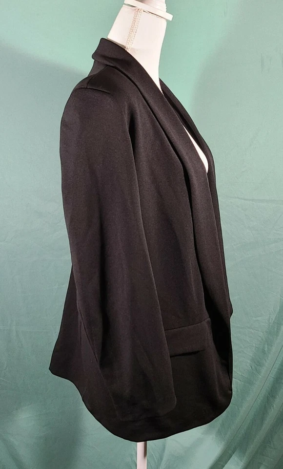 Blazer Boohoo para mujer negro de un solo bolsillo a medida nuevo con etiquetas EE. UU. 10 UK 14 EUR 42 Foto 2 de 4