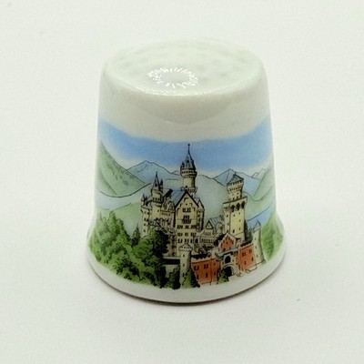 Bavarian Neusehwanstein Castle White Porcelain Thimble Hutschenreuther Germany