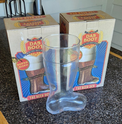 Lot of Three Clear Das Boot Beer Glass **READ**  UPC 786460345805