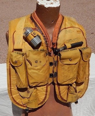 USN & USMC Pilot's & Aircrew's Life Preserver Type Mark 2 Dated Dec 58, Complete