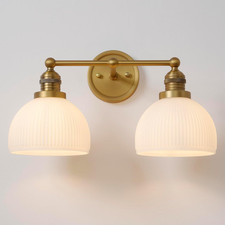 Apliques de pared vintage dorados de 2 luces con vidrio de leche para baño y sala de estar