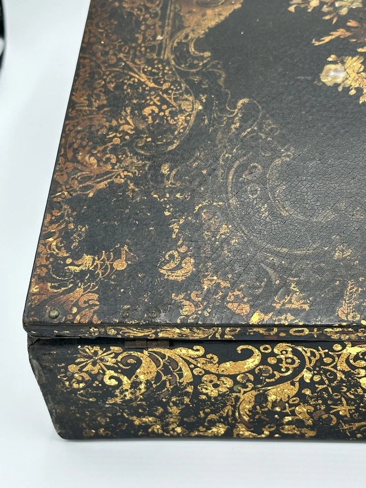 Antigua fregona de madera papel maché laca escritorio de viaje con incrustaciones de abulón de 1800 Foto 4 de 4
