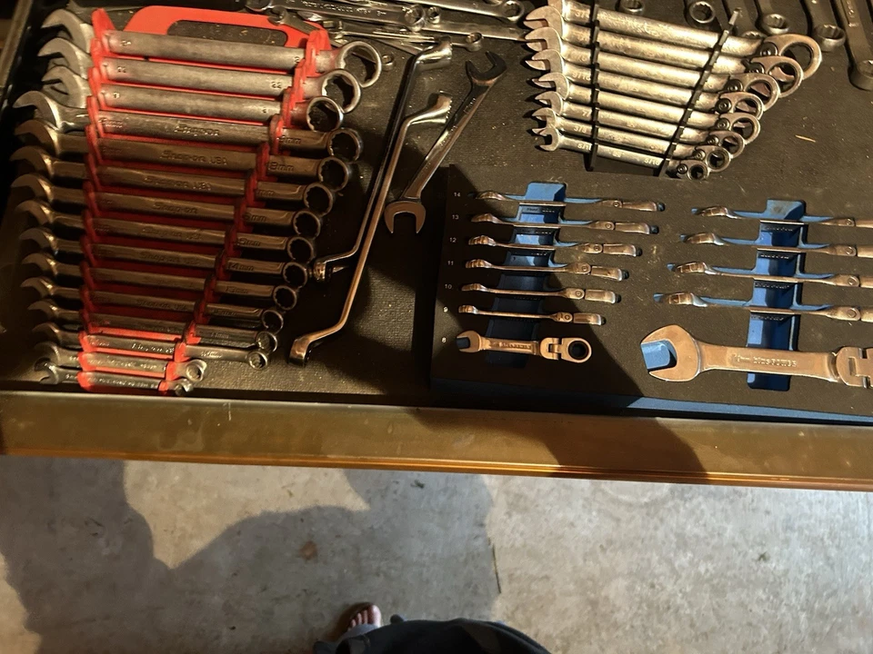 Caja de herramientas Snap On con herramientas usadas Foto 4 de 4